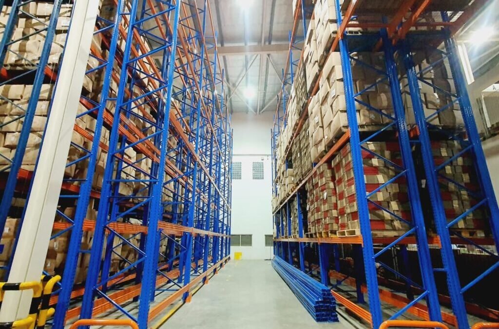 Rak Gudang untuk Industri Otomotif: Kuat, Stabil, dan Andal