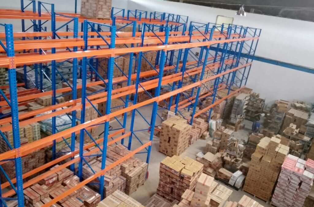 Rak Gudang Custom: Apakah Perlu untuk Pabrik Anda?